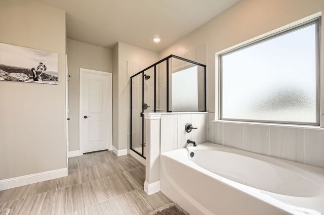 12501 Eagles Bluff, Godley, TX 76044