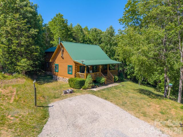 451 Rustic Ridge Drive, Canton, NC 28716