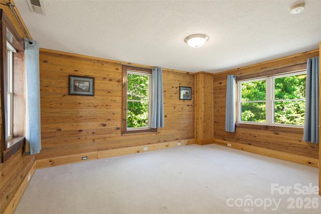 451 Rustic Ridge Drive, Canton, NC 28716