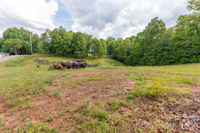451 Rustic Ridge Drive, Canton, NC 28716