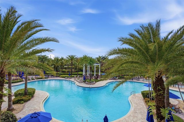 10870 Windward St, Parkland, FL 33076