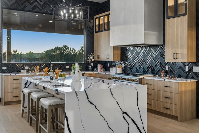 19 Summer Storm Circle, Santa Fe, NM 87506