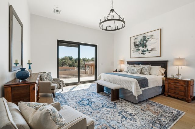 19 Summer Storm Circle, Santa Fe, NM 87506