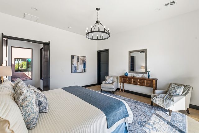 19 Summer Storm Circle, Santa Fe, NM 87506