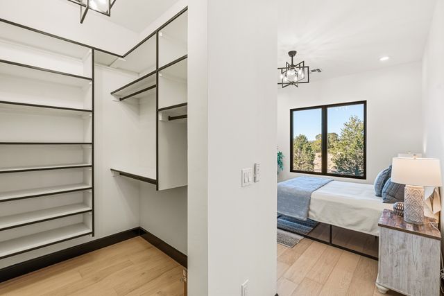 19 Summer Storm Circle, Santa Fe, NM 87506