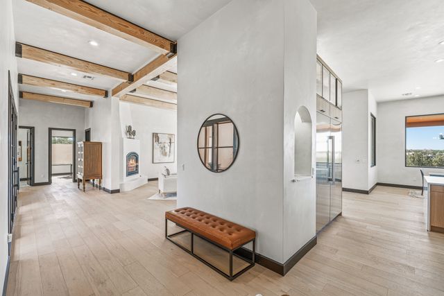 19 Summer Storm Circle, Santa Fe, NM 87506