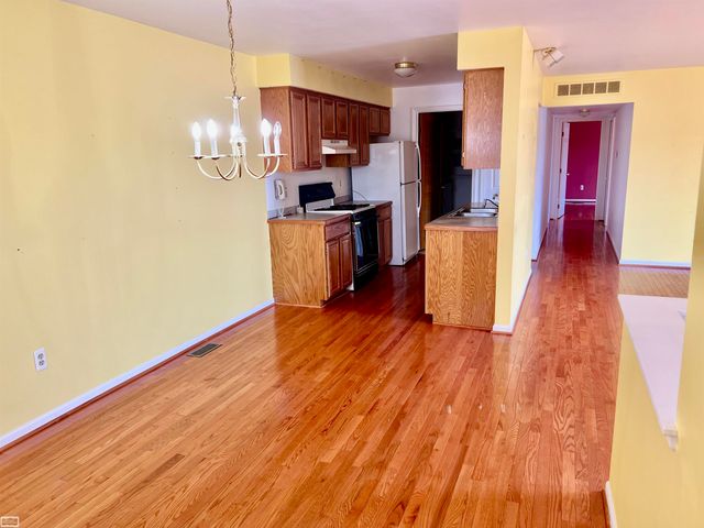 37466 Stonegate Circle, Clinton Twp, MI 48036