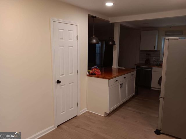 466 Lake Drive, Atlanta, GA 30354