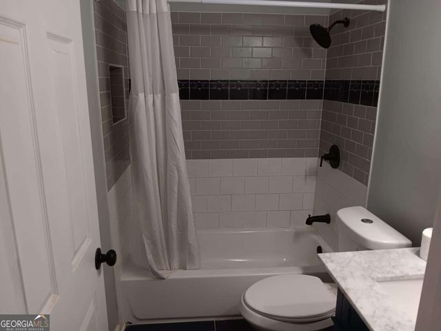 466 Lake Drive, Atlanta, GA 30354