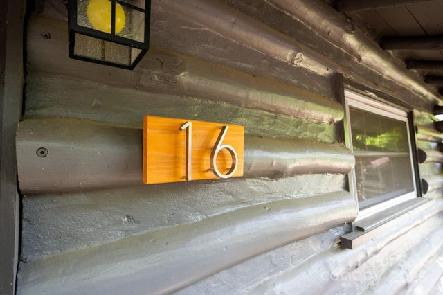 16 Cottage Drive, Asheville, NC 28805