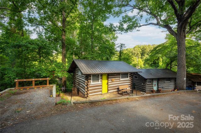 16 Cottage Drive, Asheville, NC 28805
