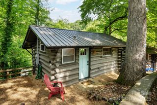 16 Cottage Drive, Asheville, NC 28805