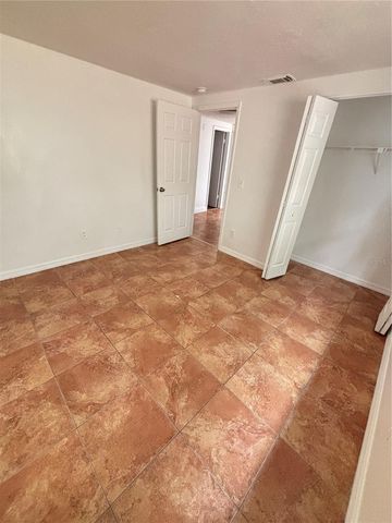 10101 SPRINGTREE COURT, Tampa, FL 33615