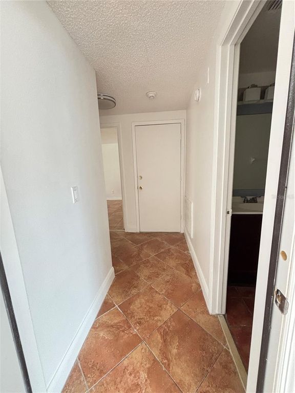 Image 18 of property listing at 10101 SPRINGTREE COURT, Tampa, FL 33615