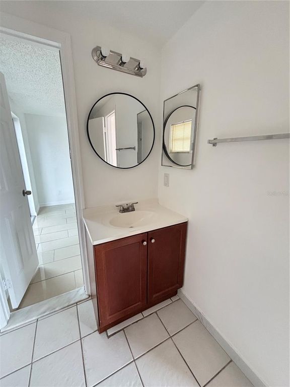 Image 24 of property listing at 10101 SPRINGTREE COURT, Tampa, FL 33615