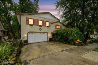 70 Union Street, Bedford, OH 44146