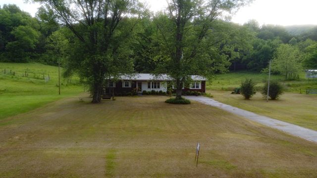9073 Sherwood Rd, Sherwood, TN 37376