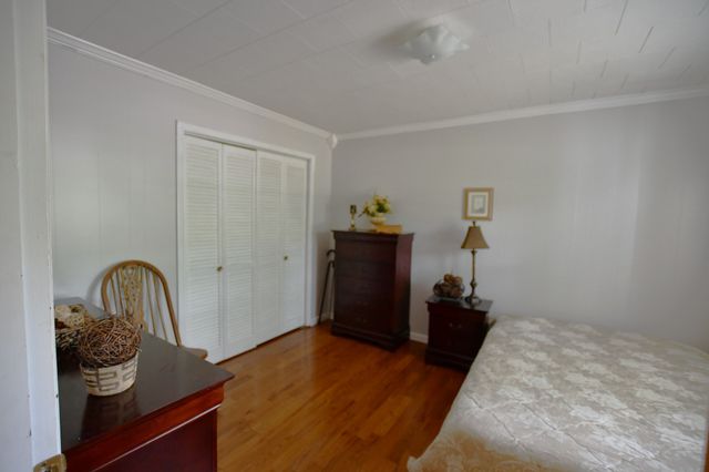 9073 Sherwood Rd, Sherwood, TN 37376