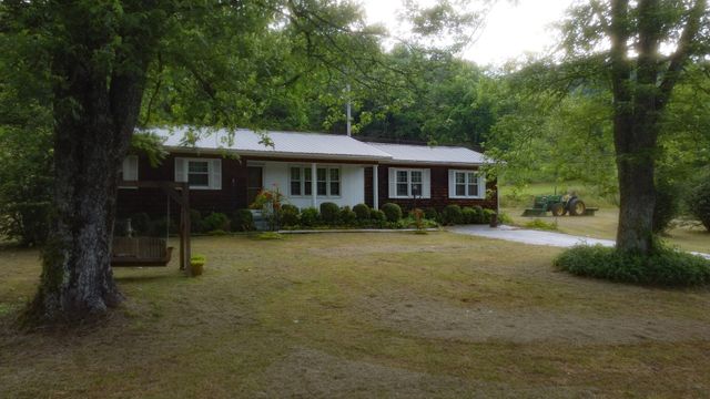 9073 Sherwood Rd, Sherwood, TN 37376