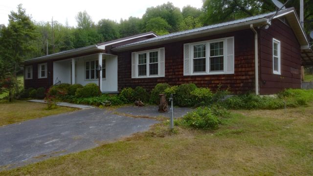 9073 Sherwood Rd, Sherwood, TN 37376