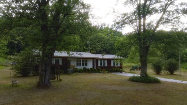 9073 Sherwood Rd, Sherwood, TN 37376