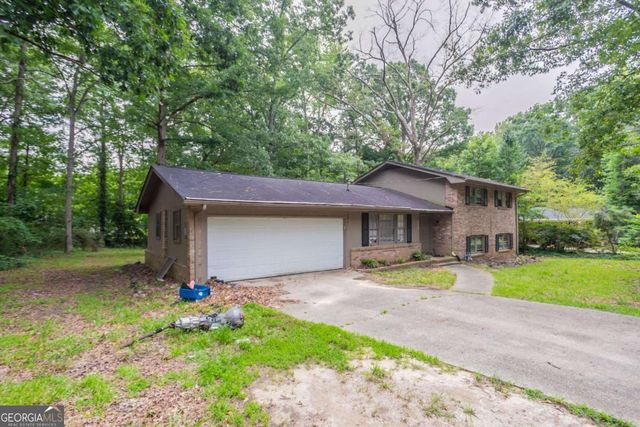 3961 Summit Drive, Douglasville, GA 30135