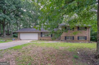 3961 Summit Drive, Douglasville, GA 30135