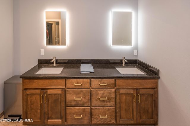 105 NASH COURT, Jefferson City, MO 65101