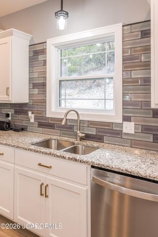 105 NASH COURT, Jefferson City, MO 65101