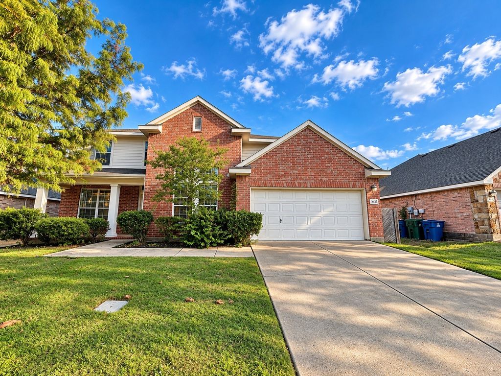 1021 San Antonio Drive, Forney, TX 75126