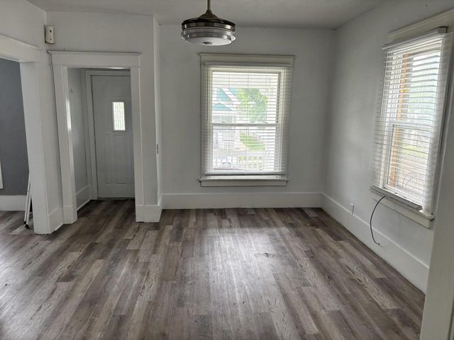 3155 N 14th STREET, Milwaukee, WI 53206