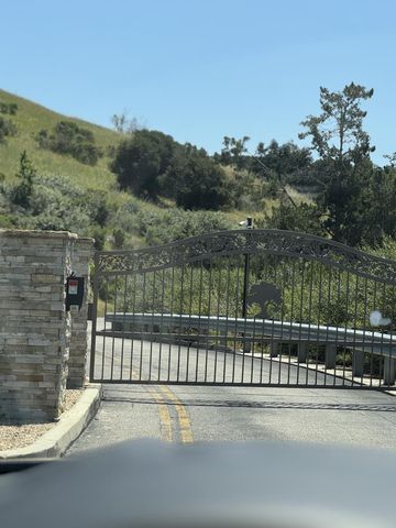3960 Ballantree Lane, Aromas, CA 95004