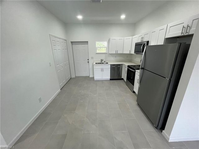 648 Wentworth DR, Lehigh Acres, FL 33972
