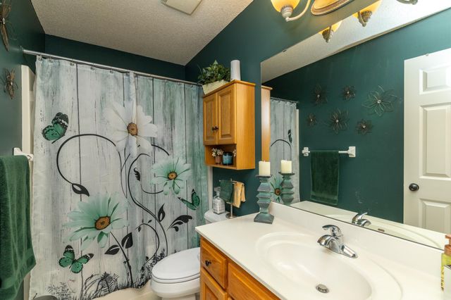 19447 Elkridge Trail, Farmington, MN 55024