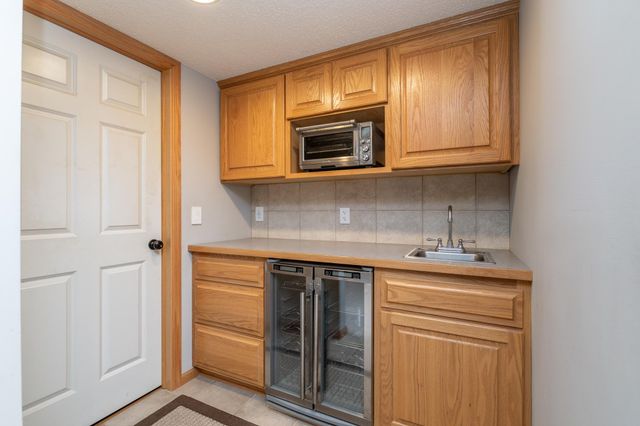 19447 Elkridge Trail, Farmington, MN 55024