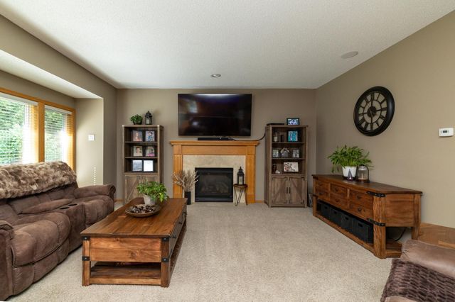 19447 Elkridge Trail, Farmington, MN 55024