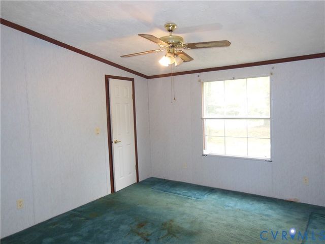5018 Olgers Rd, Sutherland, VA 23885