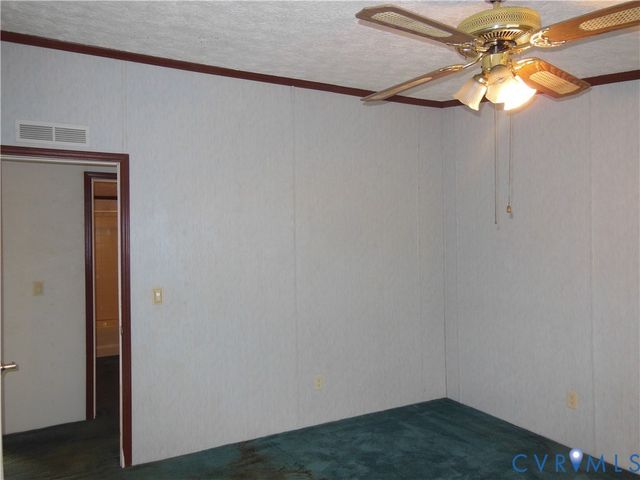 5018 Olgers Rd, Sutherland, VA 23885