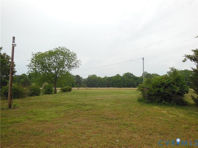 5018 Olgers Rd, Sutherland, VA 23885