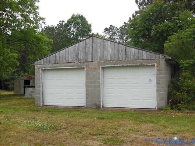 5018 Olgers Rd, Sutherland, VA 23885