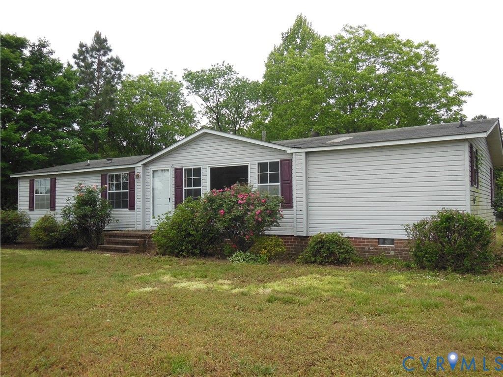 5018 Olgers Rd, Sutherland, VA 23885