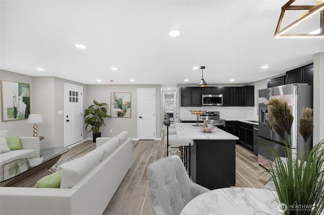 19220 128th Place NE, Bothell, WA 98011