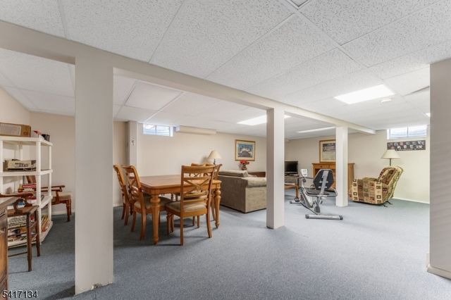 5 Choctaw Ridge Road, Branchburg Twp., NJ 08876