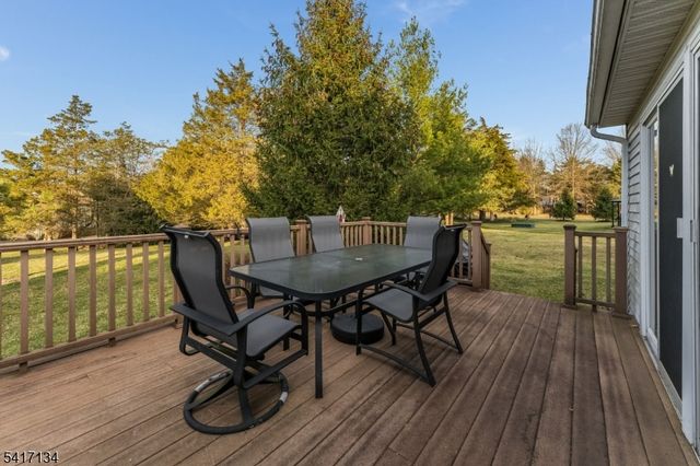 5 Choctaw Ridge Road, Branchburg Twp., NJ 08876