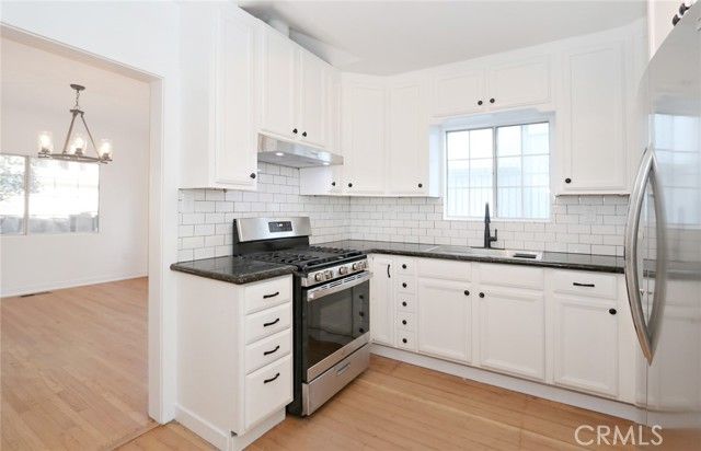 1361 Armadale Avenue, Los Angeles, CA 90042