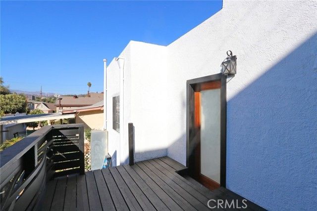 1361 Armadale Avenue, Los Angeles, CA 90042