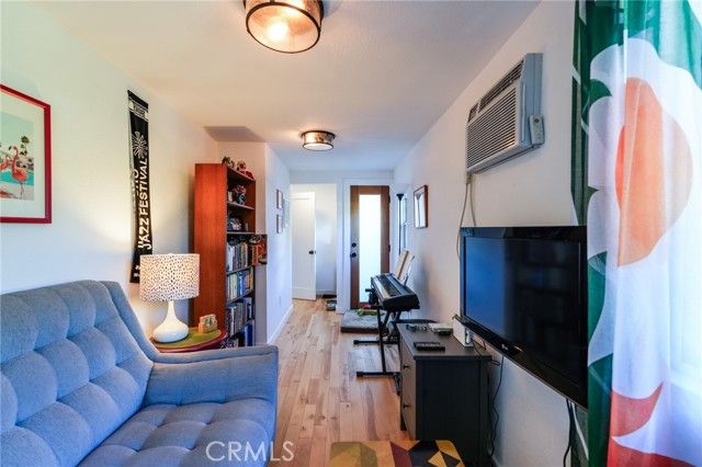 1361 Armadale Avenue, Los Angeles, CA 90042