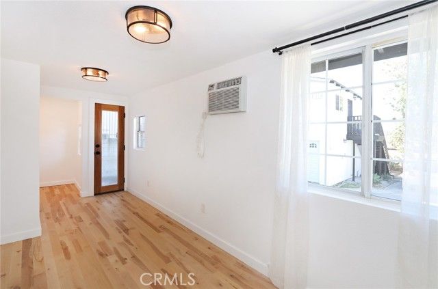 1361 Armadale Avenue, Los Angeles, CA 90042