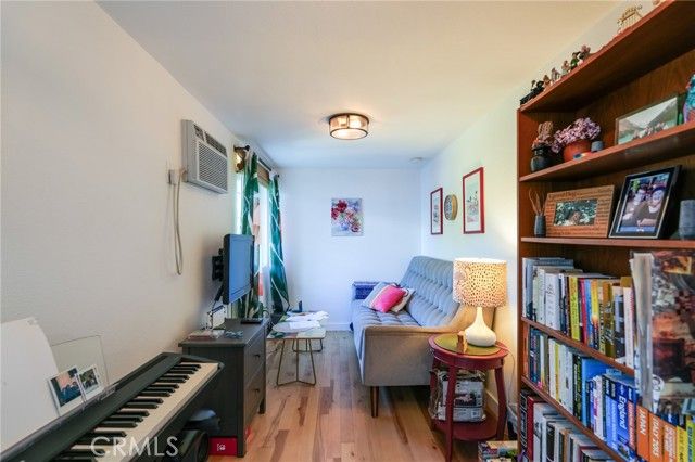 1361 Armadale Avenue, Los Angeles, CA 90042