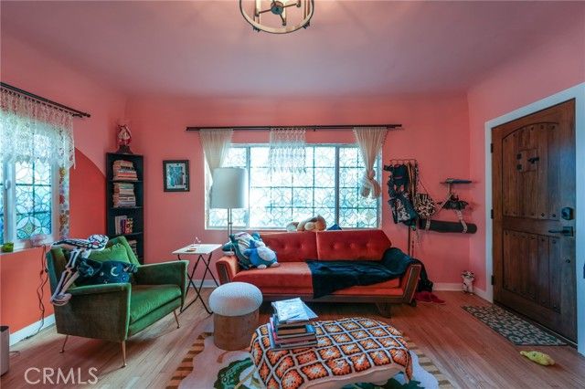 1361 Armadale Avenue, Los Angeles, CA 90042